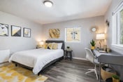 Charming Downtown Studio Near Hospitals - Unit 9