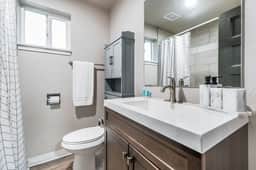 New Remodeled Private 1BR Downtown - 4 - Imagen 4