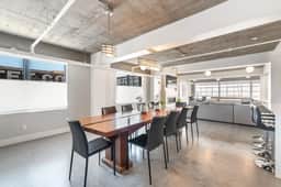 Prime DT Tacoma Penthouse 3BD/3.5BA by Pac Ave - Imagen 2