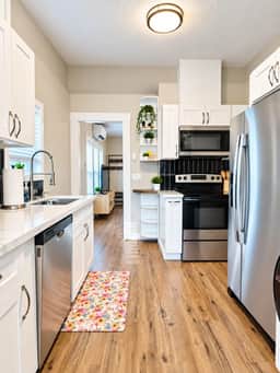 Modern 2BD/1BA Beacon Hill Home W/ AC - A1 - Image 4