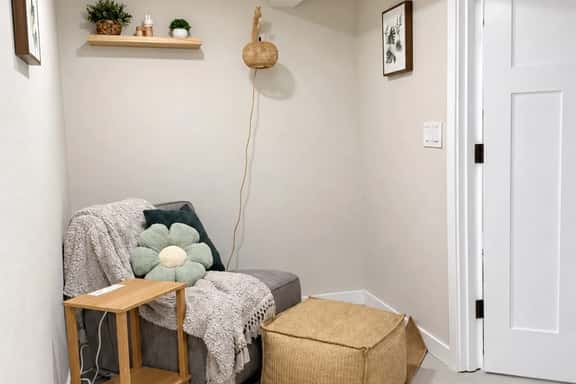 Modern 2BD/1BA Beacon Hill Home - A2 - Imagen 1