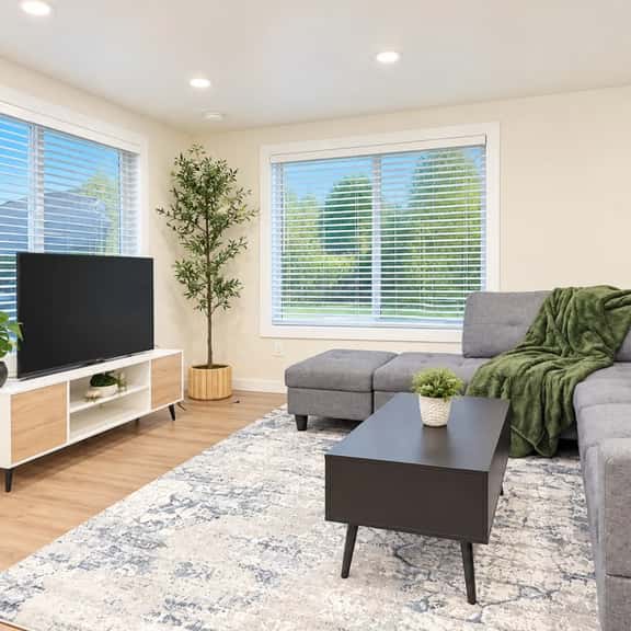 3BR + Den Renton Home | 2 Baths & AC - Image 1
