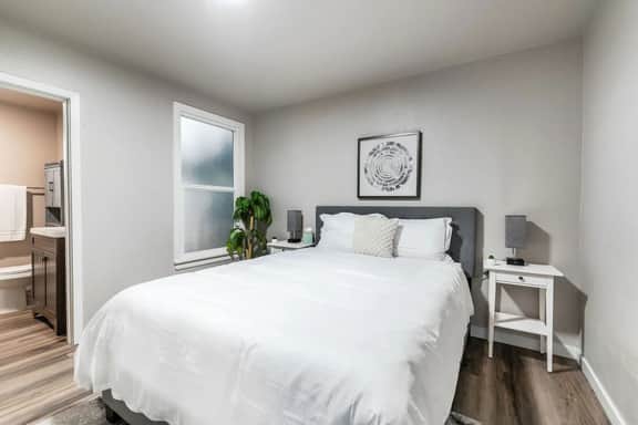 New Remodeled Private 1BR Downtown - 4 - Imagen 2