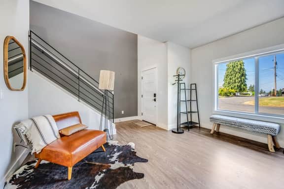 Clean and Modern Central Tacoma Escape - Image 2